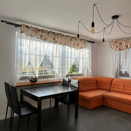 Czerwona Stodola Apartment *