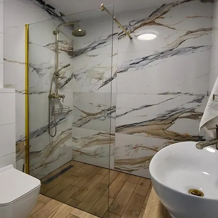 Czerwona Stodola Apartment Kłodzko