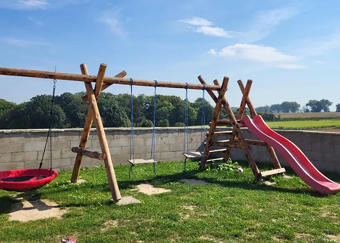 Czerwona Stodola Apartamento Kłodzko